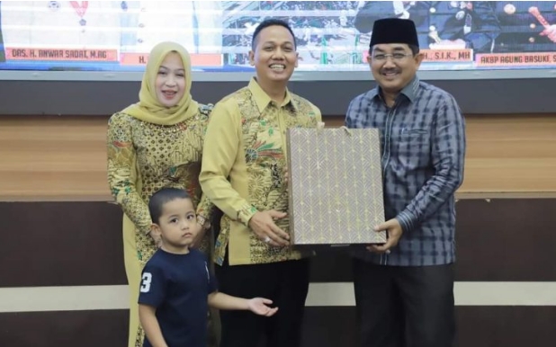 Bupati Tanjab Barat Gelar Pisah Sambut Kapolres Tanjab Barat