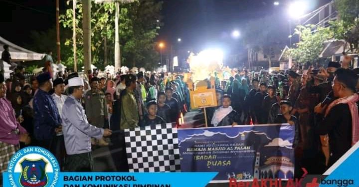 Bupati Tanjab Barat Buka Secara Resmi Festival Arakan Sahur Minggu Ketiga