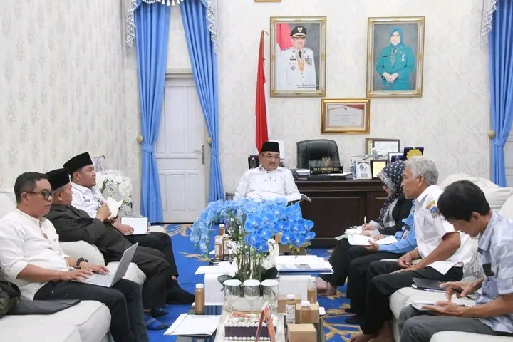 Bupati Anwar Sadat Buka RUPSLB BPR Tanggo Rajo, Tegaskan Penguatan Tata Kelola dan Kinerja BUMD