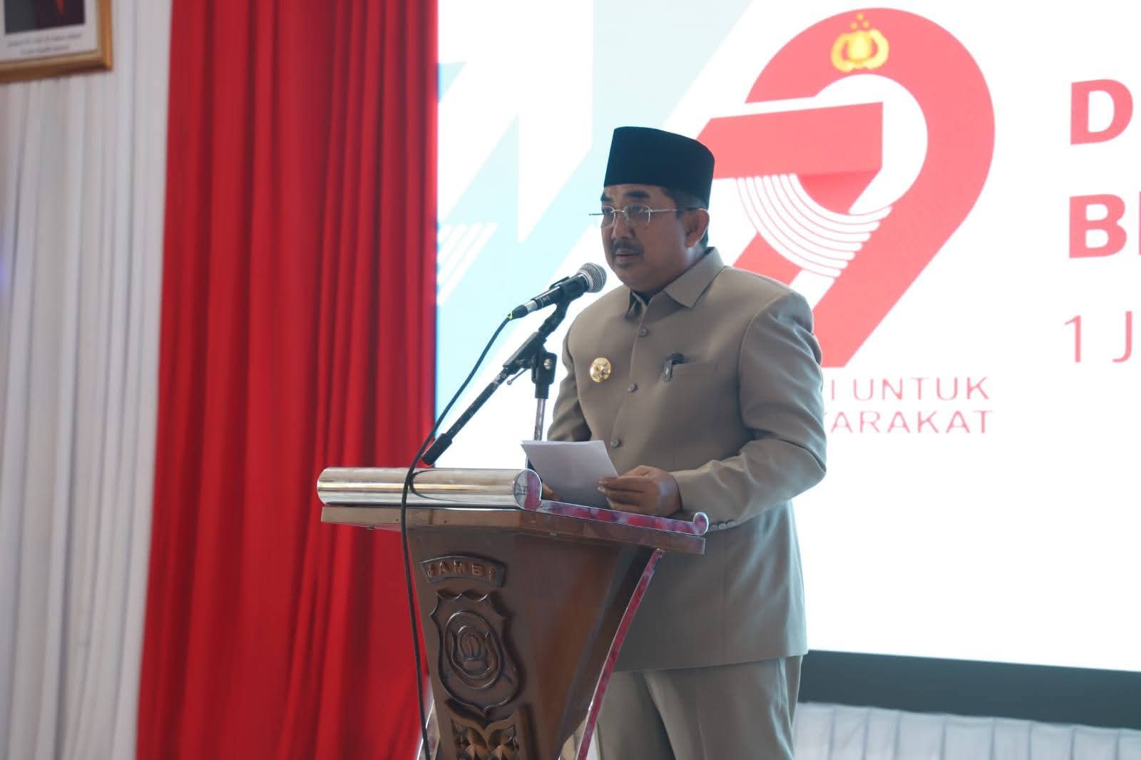 Bupati Anwar Sadat Hadiri Syukuran HUT Bhayangkara ke-79 di Polres Tanjab Barat